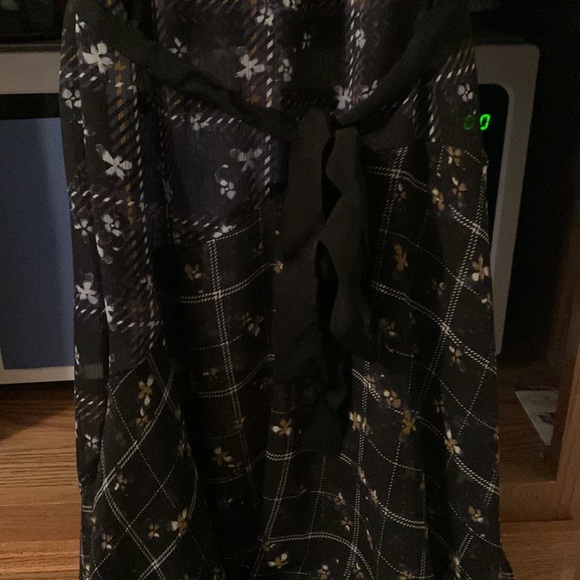 Simply Vera Vera Wang sheer dress - Picture 3 of 7